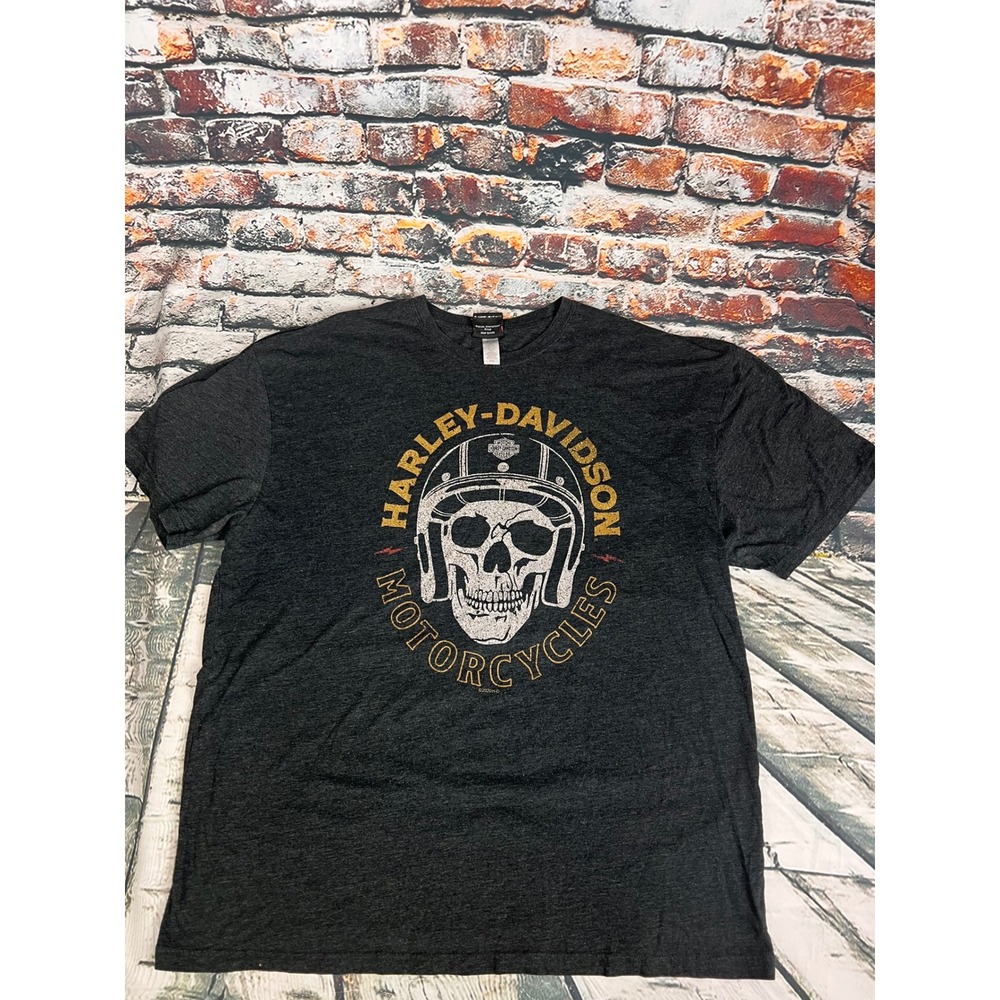 Harley-Davidson Mens XXL T-Shirt Charcoal Skull Helmet Wisconsin Oconomowoc 2020
